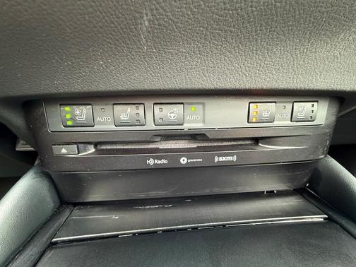 2022 Lexus ES 350 Base