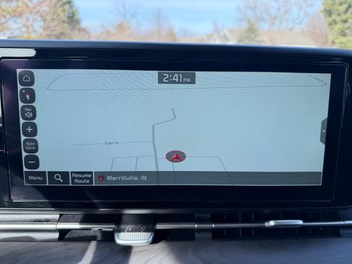 2024 Kia Carnival EX