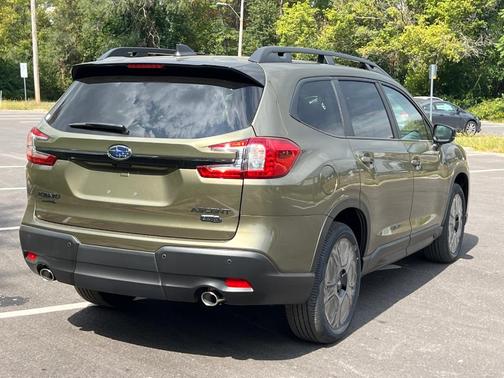 2025 Subaru Ascent Onyx Edition Touring