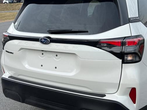 Crystal White Pearl 2026 Subaru Forester Limited