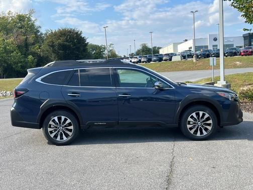 2025 Subaru Outback Touring XT