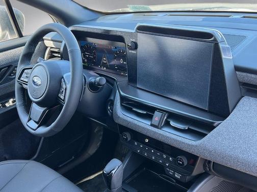 White Pearl 2026 Subaru Outback Limited