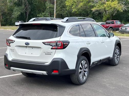 2025 Subaru Outback Touring