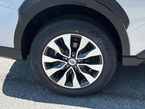 2025 Subaru Outback Touring