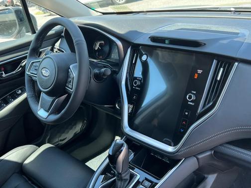 2025 Subaru Outback Touring