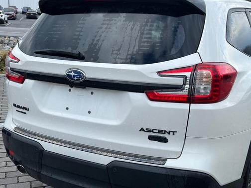White Pearl 2026 Subaru Ascent Onyx Edition Touring