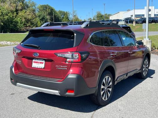2025 Subaru Outback Touring XT