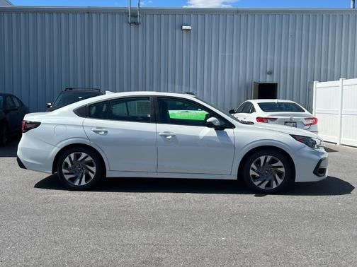 2025 Subaru Legacy 