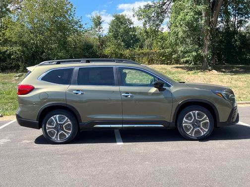 2025 Subaru Ascent Touring