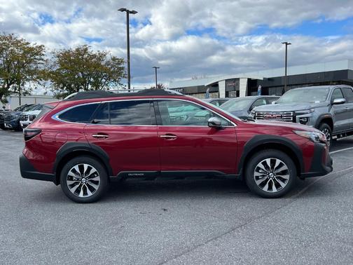 2025 Subaru Outback Touring XT