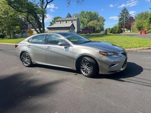 Atomic Silver 2018 Lexus ES 350 Base