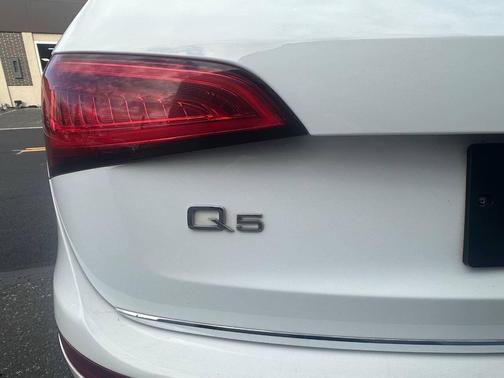 2015 Audi Q5 2.0T Premium Plus