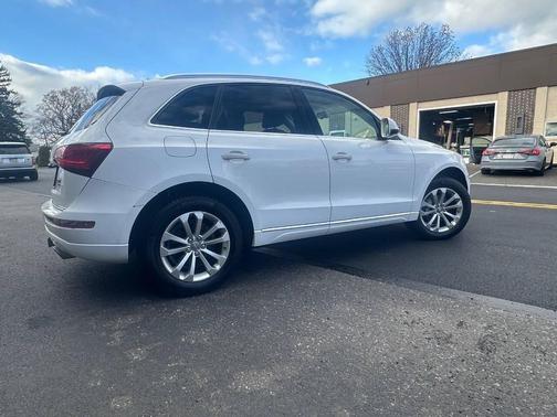 2015 Audi Q5 2.0T Premium Plus