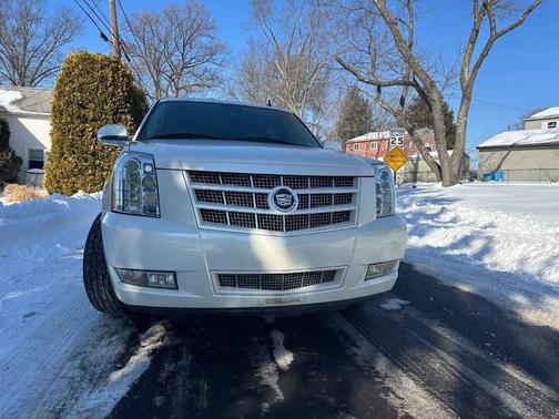 2014 Cadillac Escalade Premium