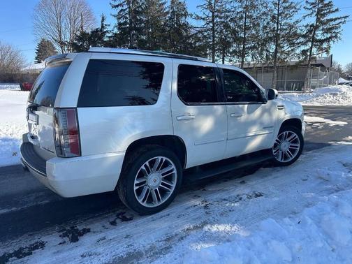 2014 Cadillac Escalade Premium