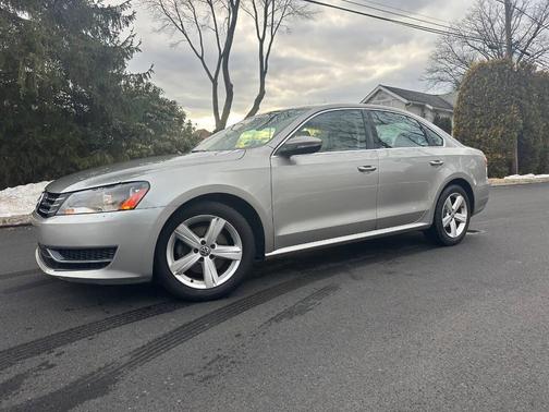 2012 Volkswagen Passat 2.5 SE