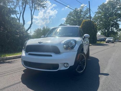 Light White 2014 MINI Countryman Cooper S ALL4