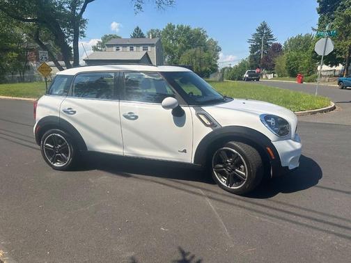 Light White 2014 MINI Countryman Cooper S ALL4