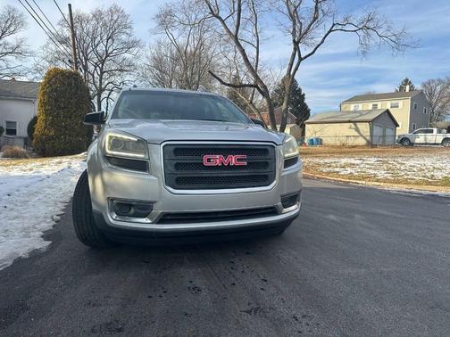2015 GMC Acadia SLE-2