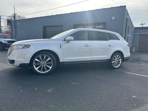 2010 Lincoln MKT EcoBoost