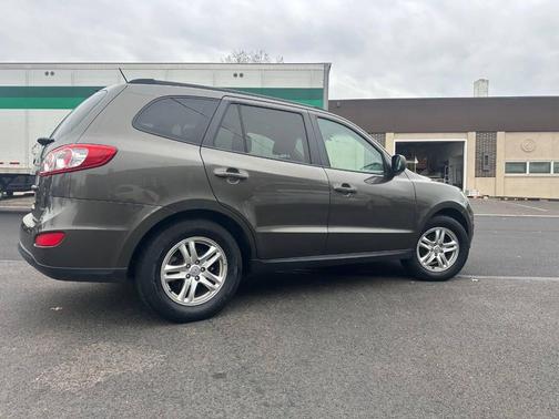 2012 Hyundai SANTA FE GLS