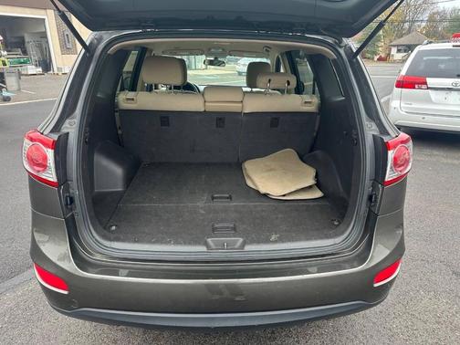 2012 Hyundai SANTA FE GLS