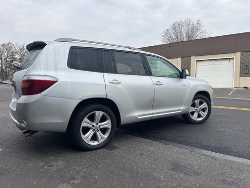 2010 Toyota Highlander Sport