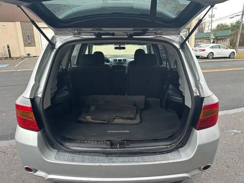 2010 Toyota Highlander Sport