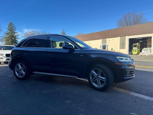 2019 Audi Q5 2.0T Premium Plus