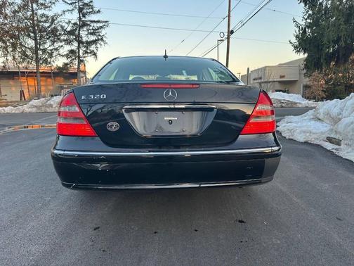 2003 Mercedes-Benz E-Class E 320 4dr Sedan