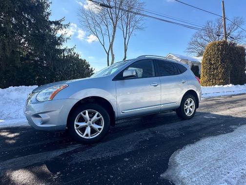 2011 Nissan Rogue SV