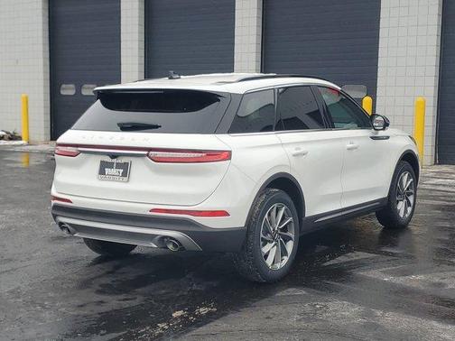 2026 Lincoln Corsair Premiere