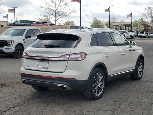 2022 Lincoln Nautilus Reserve