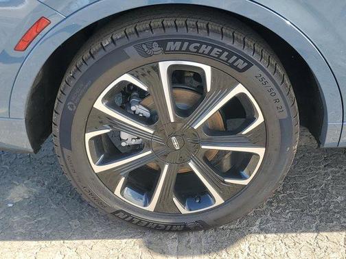 2025 Lincoln Nautilus Reserve