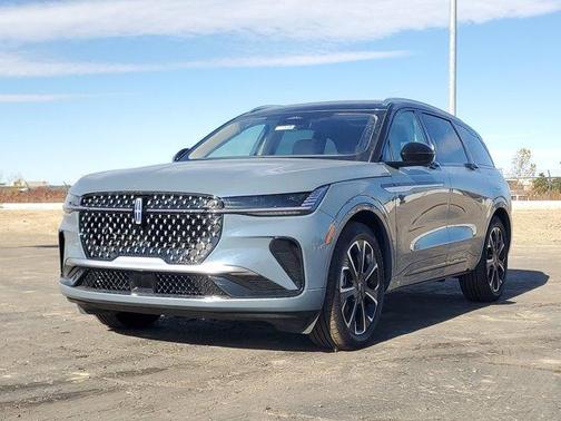 2025 Lincoln Nautilus Reserve