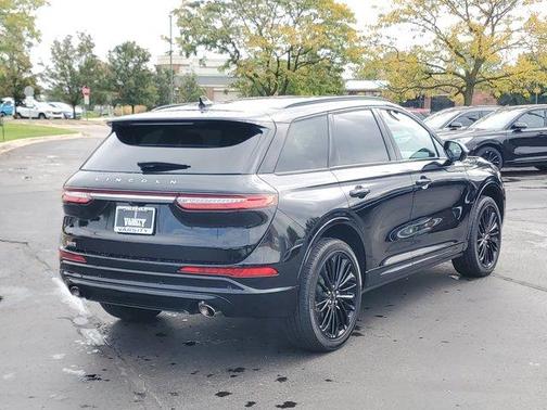 2025 Lincoln Corsair Premiere