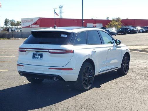 2026 Lincoln Corsair Premiere