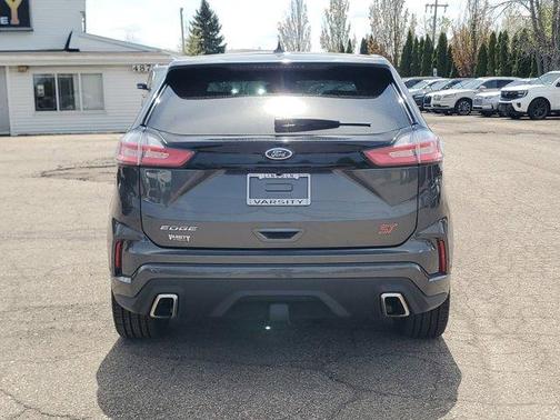 Magnetic Metallic 2020 Ford Edge ST