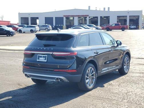 2025 Lincoln Corsair Premiere