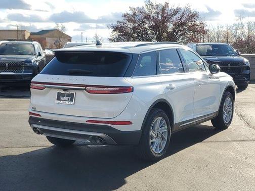 2026 Lincoln Corsair Premiere