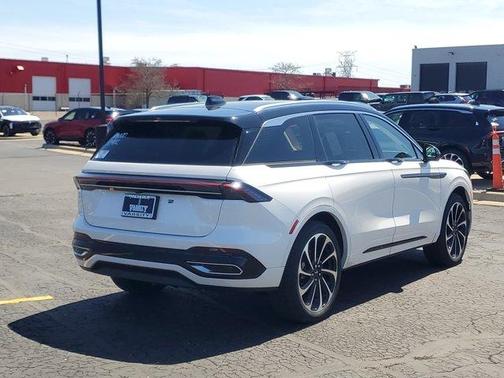 2025 Lincoln Nautilus Black Label