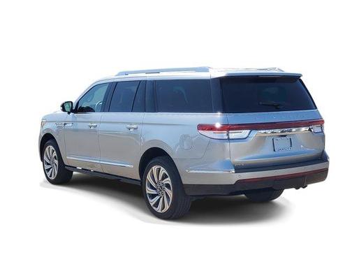 2023 Lincoln Navigator L Reserve