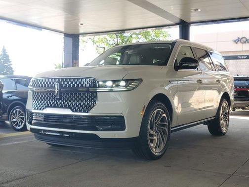 2025 Lincoln Navigator Reserve