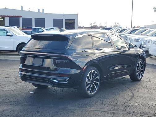 2025 Lincoln Nautilus Black Label