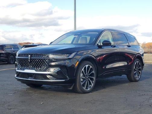 2025 Lincoln Nautilus Black Label