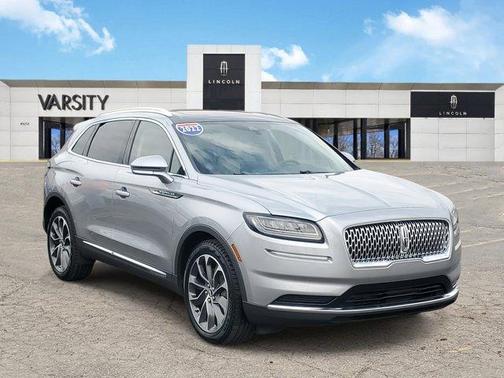 2022 Lincoln Nautilus Reserve