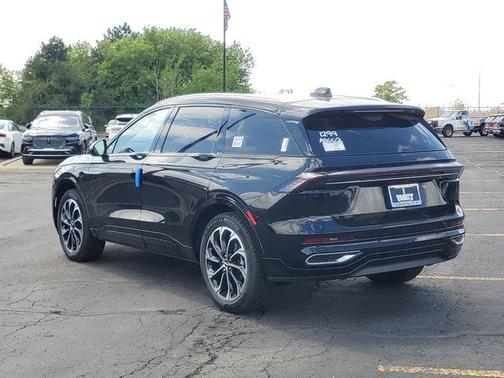 2025 Lincoln Nautilus Reserve