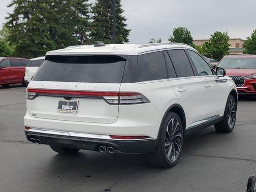 2025 Lincoln Aviator Reserve AWD
