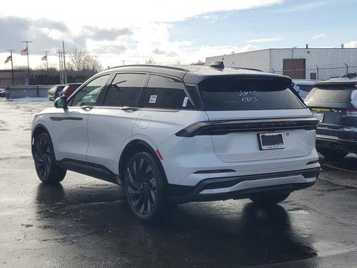 2026 Lincoln Nautilus Reserve