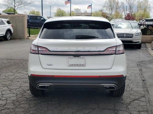 2022 Lincoln Nautilus Reserve